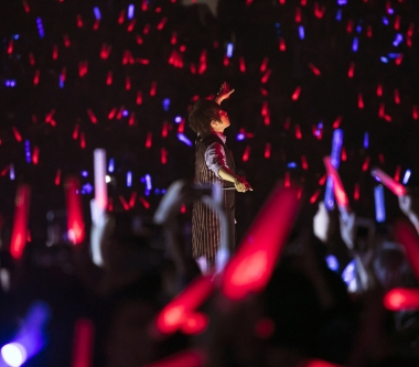 一起唱到燒聲！《五月天人生無限公司》電影3D螢光棒互動體驗場開跑