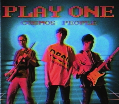 新銳名導謝乾乾、宇宙人首度合作 阿奎MV中玩到忘我 忘記鏡頭存在