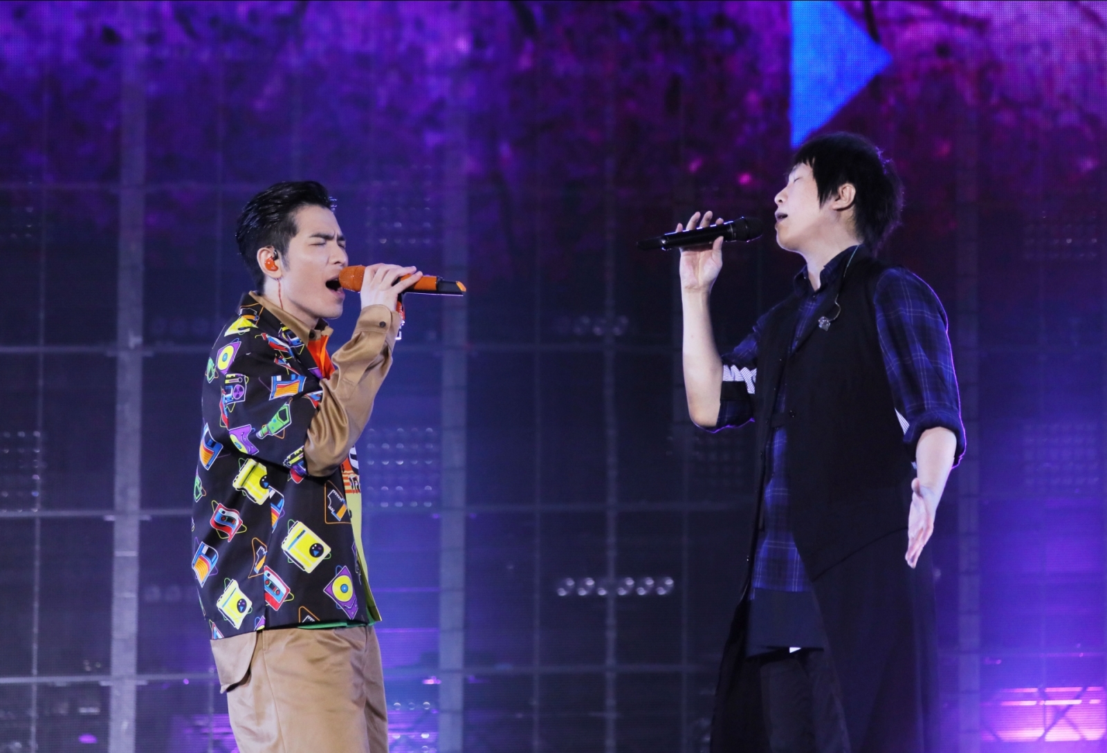3蕭敬騰與五月天連唱多首歌，讓現場2.5萬歌迷聽到欲罷不能.jpg