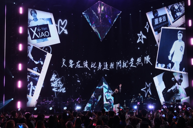 2蕭秉治「Project X Live Tour 巡迴演唱會」高雄場舞台原汁原味呈現.jpg