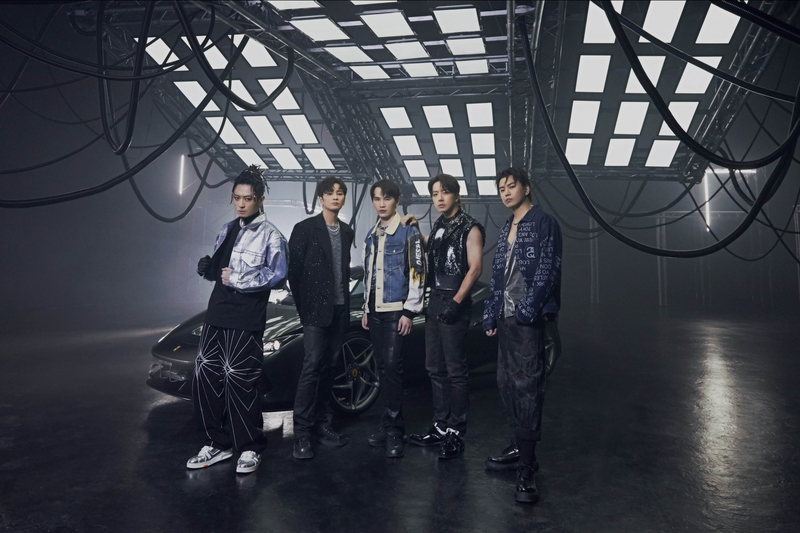 2Energy最新霸氣舞曲〈Here I Am〉MV 拍攝動用兩千萬超級跑車作為Energy座駕.jpg