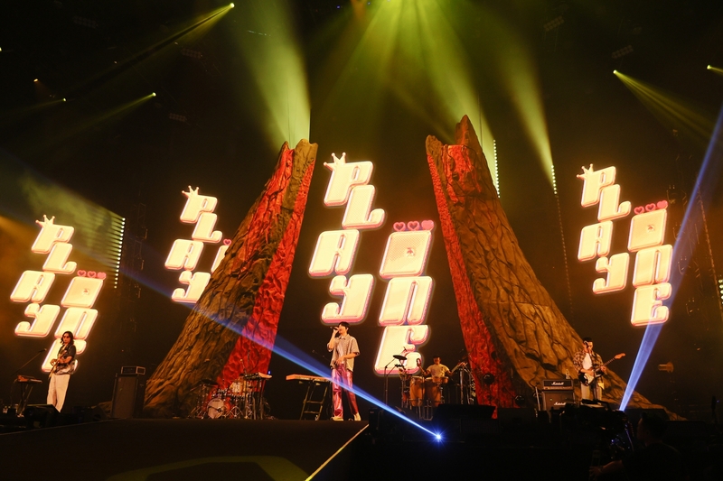3宇宙人濃縮《α：回到未來 》20週年演唱會的演出精華.jpg