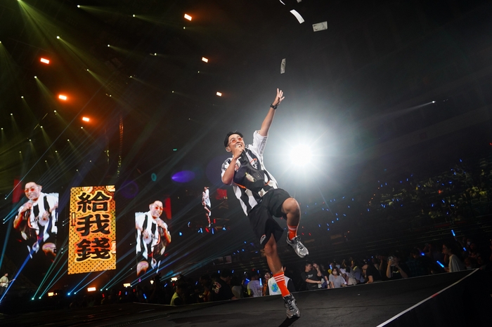 2用心的芒果醬 Mango Jump在演出橋段中道具盡出.jpg