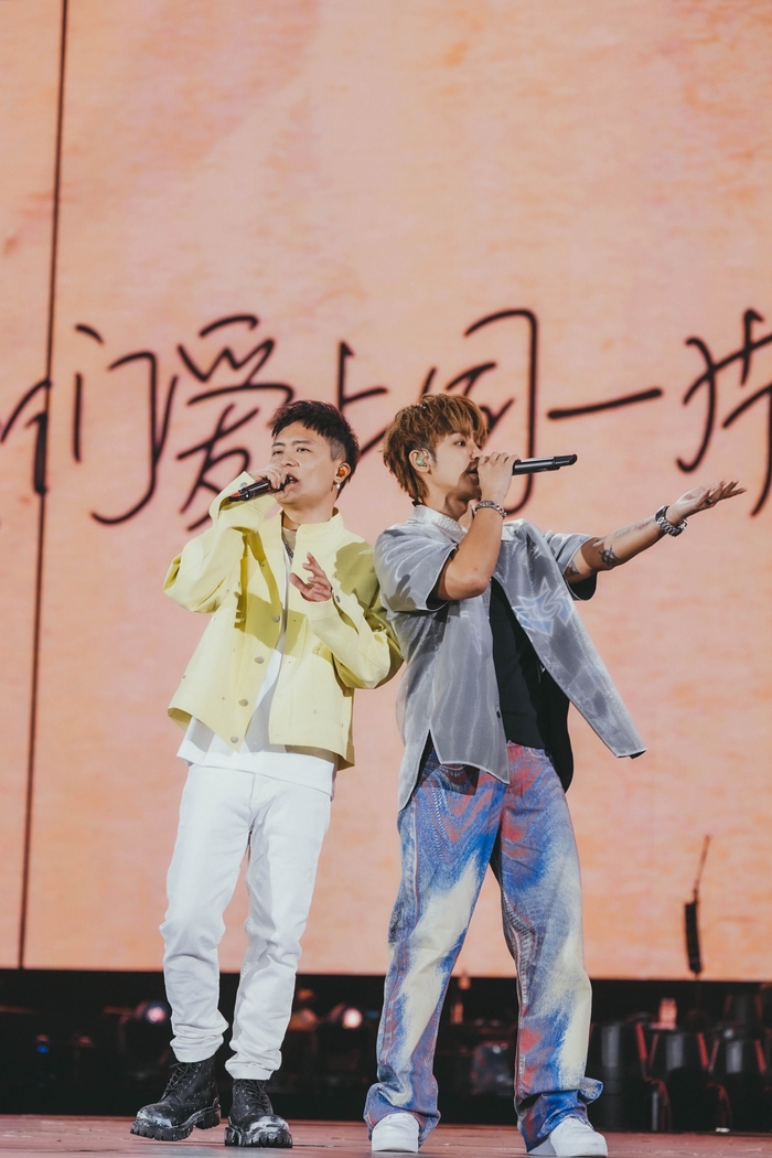 14GX擔任30日《回到那一天》演唱會開場嘉賓.jpg