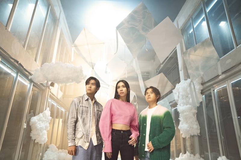 告五人與Netflix影集《影后》共創金曲〈從未見過的海〉。（相信音樂提供）.jpg
