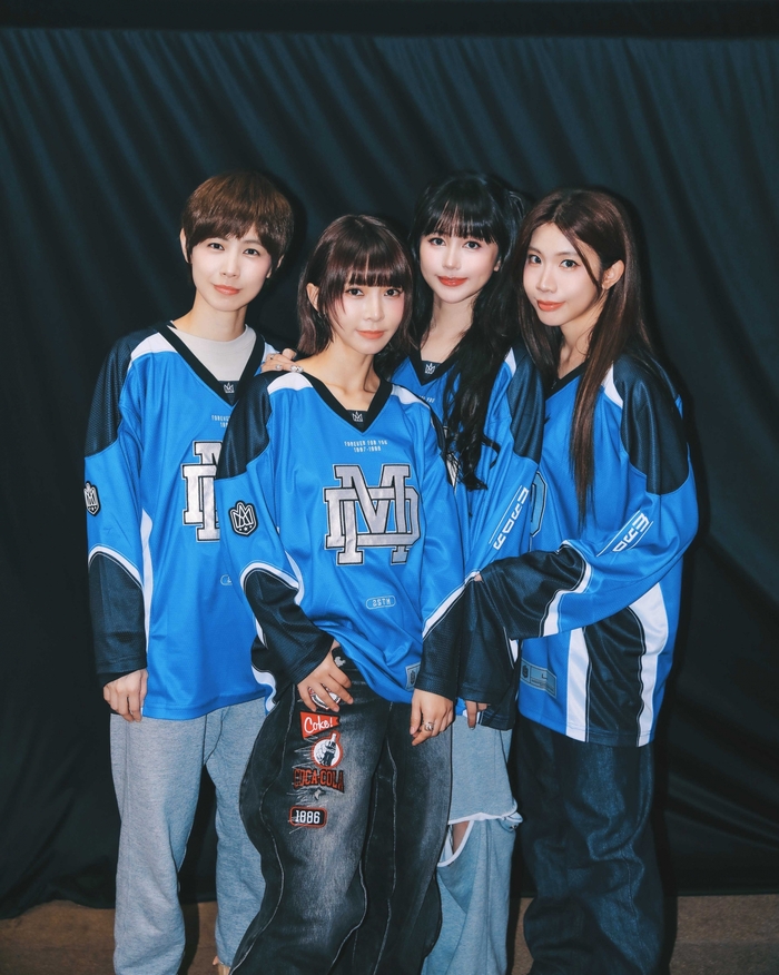 13「BOOM！怪物星人」昨在宜蘭、嘉義的跨年演唱會演出後，為了1日五月天《回到那一天》演唱會開場嘉賓演出.jpg