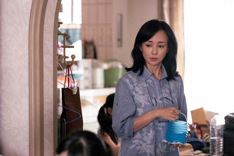圖03：季芹聽了主題曲直呼：「感覺到一種青春的倔強！很喜歡！」。（興揚電影提供）.jpg