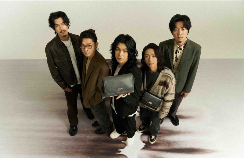 圖02：麋先生攜手ROBINMAY EVOLUTION推出聯名包款。（ROBINMAY EVOLUTION提供）.jpeg