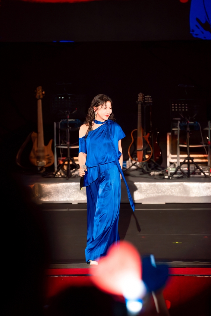 5丁噹11月15日《夜遊》小巨蛋夜未眠巡迴演唱會完售.JPG