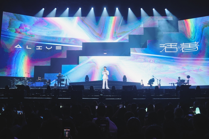 1蕭秉治聽到各地歌迷敲碗聲  宣布《活著 Alive》演唱會7城相見.jpg