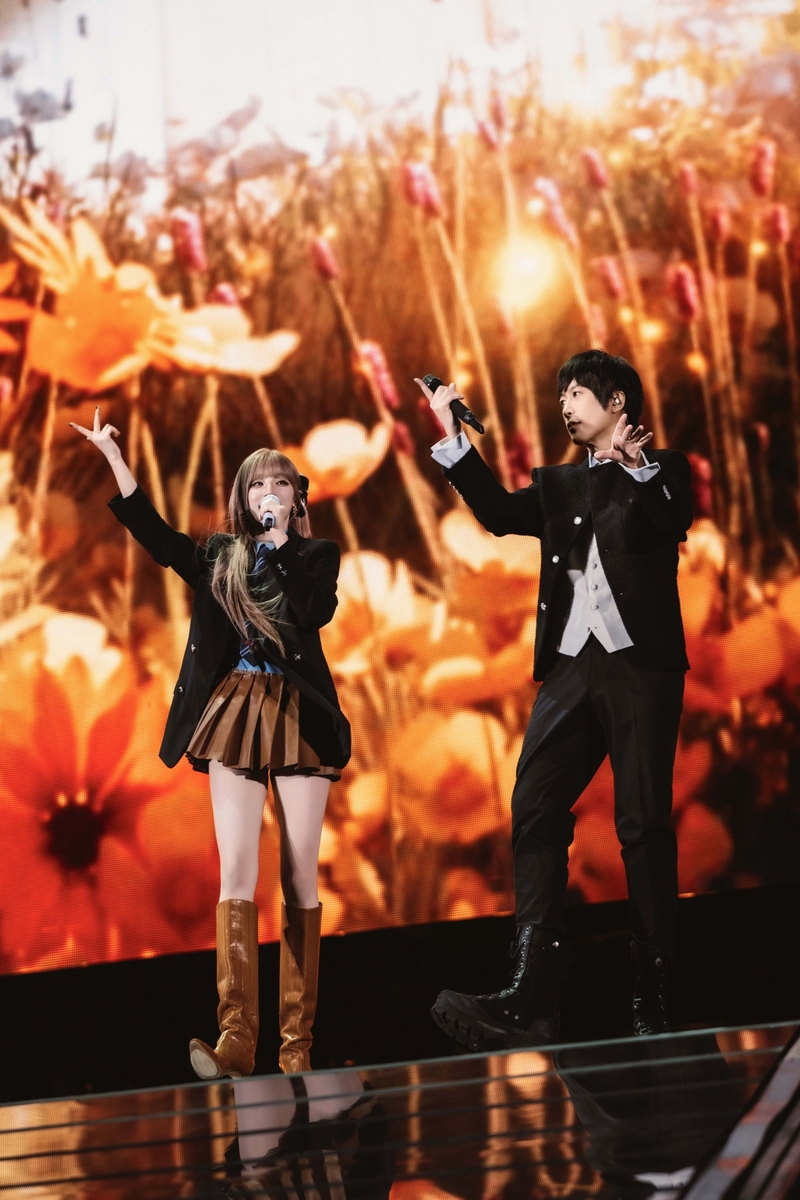 2五月天阿信現學現賣〈M.O.〉 宋雨琦力邀:做我們的舞蹈擔當.jpg