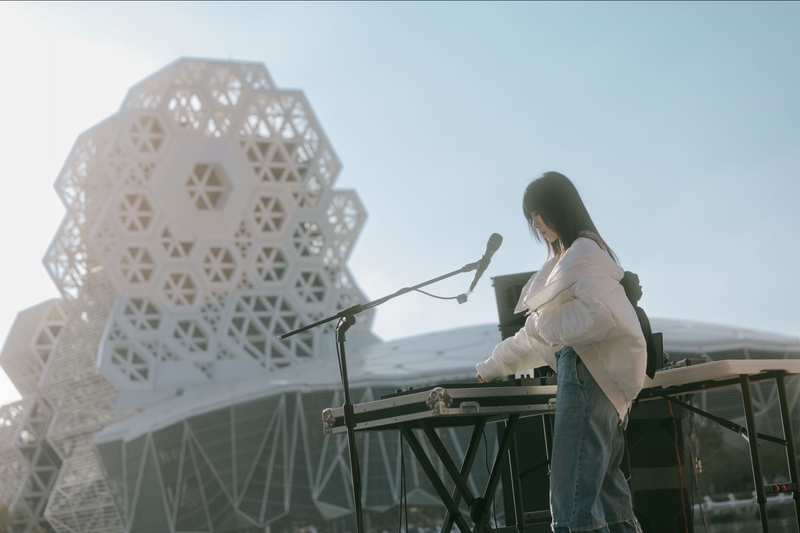 2白安於高流珊瑚礁好望角舉辦簽票會 美景被大讚如電影畫面.jpg