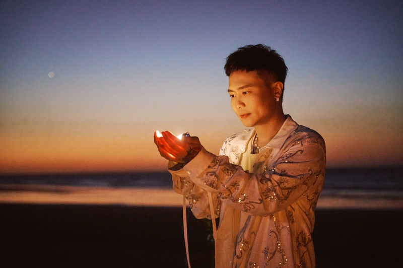 1蕭秉治迎來雙喜事！《活著 Alive》演唱會再唱一城＋再推新曲〈頻率〉.jpg