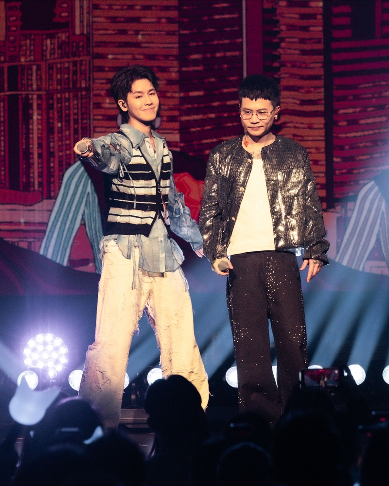 1蕭秉治《活著 Alive》演唱會馬來西亞開唱,鼓鼓驚喜空降當嘉賓.jpg