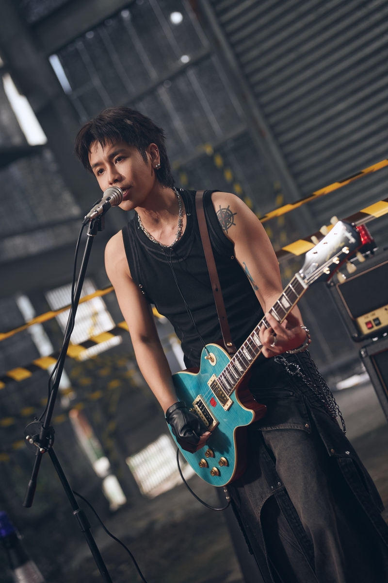 5五月天怪獸力挺出借全球限量聯名簽名款電吉他Epiphone MAYDAY MONSTER '59 Les Paul Standard.jpg