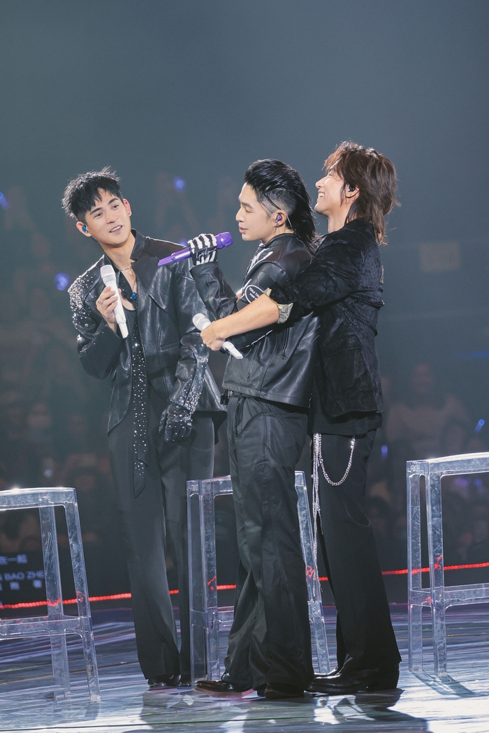 3全場為8月生日吳建豪提前慶生.jpg
