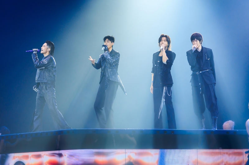 2言承旭、吳建豪、周渝民和五月天主唱阿信帶著《F✦FOREVER恆星之城》在1、2日來曼谷IMPACT Arena開唱.jpg
