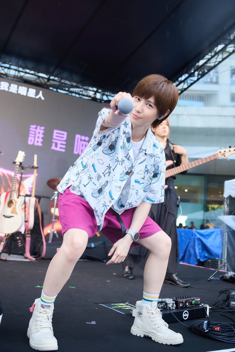4小魏揪歌迷「快出來玩」！8月23日兒童新樂園快閃、還有機會免費玩香港主題樂園.JPG