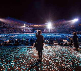 五月天「Mayday Just Rock It!!!“藍 BLUE”」感性告白「有你們真好」喊話唱到2060