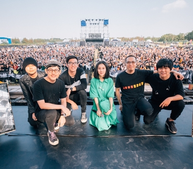 「麥田捕手」白安現身麥田音樂節 引2萬歌迷尖叫追捧