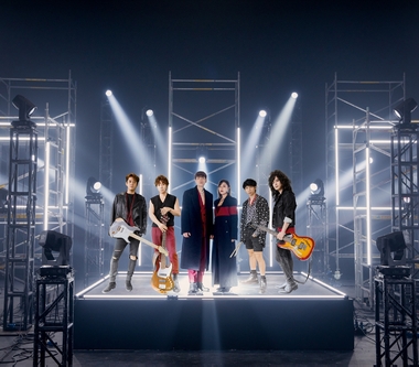 丁噹合體獅子LION改編伍佰〈牽掛〉 與蕭敬騰沸騰飆唱撞擊聽覺新享受！