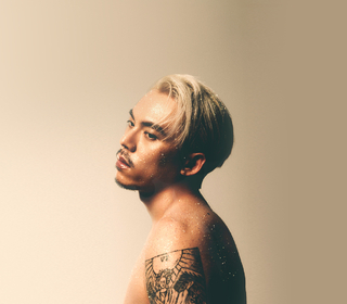 HUSH奪金後首發單曲〈衣櫃歌手〉鼓勵勇敢展現自我 做最閃亮的自己！