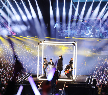 五月天迎2022最好的一天  跨年演唱會突破10億巨量話題！