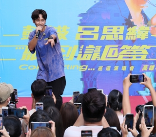 鼓鼓相隔3年近距離會粉絲！勤練體能、舞技 體力　保持「一線男星」