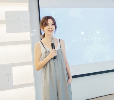 白安新歌〈沒有人寫歌給你過吧〉登即時榜冠軍 北中南專輯搶聽會和歌迷秘密聚會