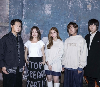 五月天阿信、告五人、白安重磅合體 演繹進化之中的赤子之心唱出初心夢想！