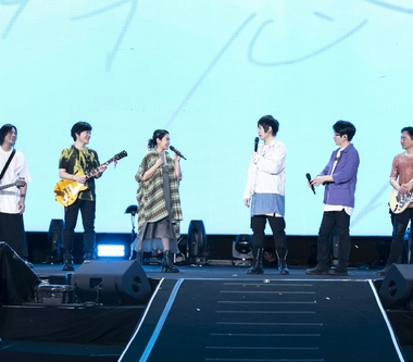 五月天相隔六年馬來西亞開唱 「好好好想見到你」 一次獻上劉若英、白安雙嘉賓