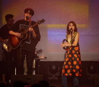 白安「沒有人寫歌給你過吧」台中完售開唱 最終場迎來嘉賓宇宙人小玉