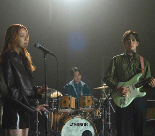 告五人獻唱電影《燈火闌珊》宣傳曲〈一念之間〉金馬影后張艾嘉讚：純粹質感好