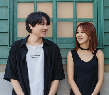 宇宙人小玉 ╳ 白安斜槓主持新身份！聯手打造Podcast《一個路人經過》曝心情秘辛