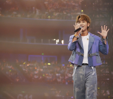 鼓鼓呂思緯〈他一定喜歡你〉手勢舞引發熱潮  眾星齊跳「喜歡你」萌翻網友