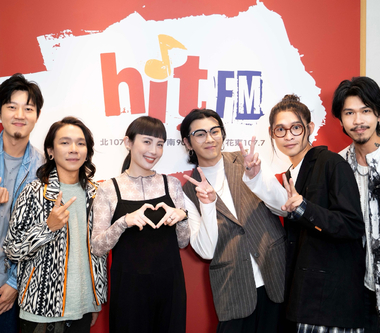 金曲樂團麋先生浪漫搖滾出擊　做客魏如萱節目獻紙玫瑰耍浪漫