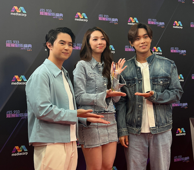 超人氣樂團告五人搖滾魅力風靡世界　勇奪新加坡流行音樂盛典年度歌手殊榮