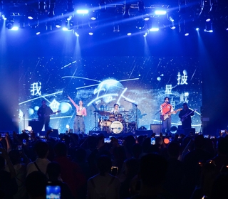 告五人、麋先生、鼓鼓呂思緯、蕭秉治、陳零九、白安6超強卡司輪番嗨唱「相信奇蹟耶誕演唱會」