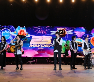 五月天《回到那一天》25週年巡迴演唱會  搭乘「天外有天時光機」和你再創一場「天外奇蹟」！