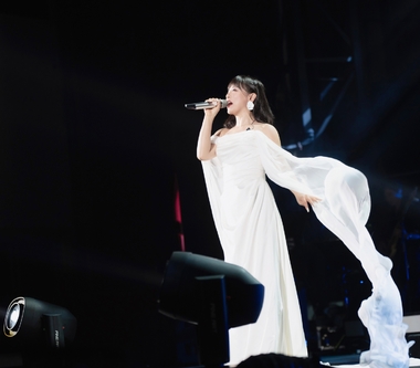 丁噹時隔2年攜《夜遊》前往廣州 多首經典金曲連唱 打造巨型KTV包廂！