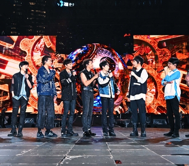 魔法螢光棒有魔力 「Energy Y」驚喜穿越五月天《回到那一天》演唱會