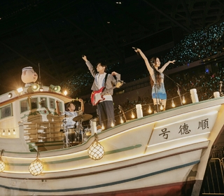 告五人「宇宙超有趣」巡演　從宜蘭漁港航向深圳灣　壯闊戶外場座無虛席