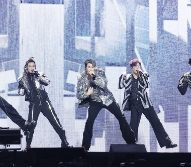 22年後再次創下最殺傳奇 Energy首攻蛋 《一觸即發》演唱會打造「無懈可擊」的能量派對