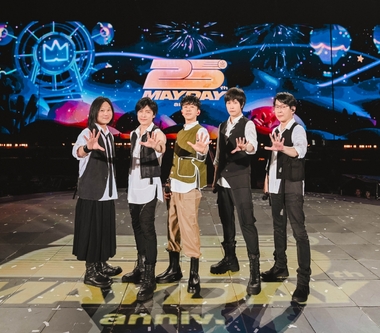 五月天《回到那一天》太原演出與光良合唱〈童話〉怪獸、光良輪番放送福利露腹肌！