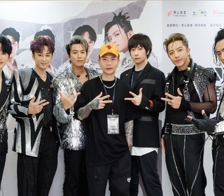 蕭秉治12/7《活著Alive》演唱會重返台北小巨蛋 感謝師兄一路相助！