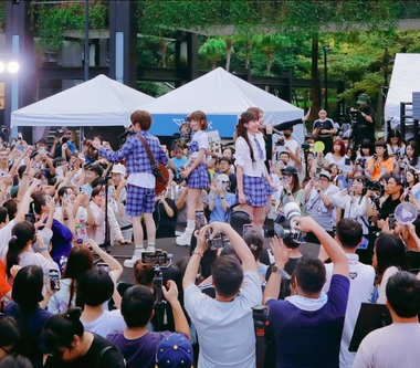 BOOM！怪物星人成軍週年簽唱會 邀請陳零九、黃氏兄弟瑋瑋、Ray黃霆睿與上千名歌迷同樂慶生！