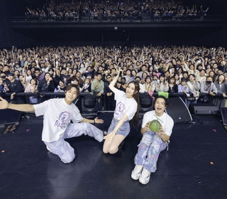 告五人東京初開唱　巡演環繞地球進入倒數第2站　以日文獻唱直呼「真的好不容易」