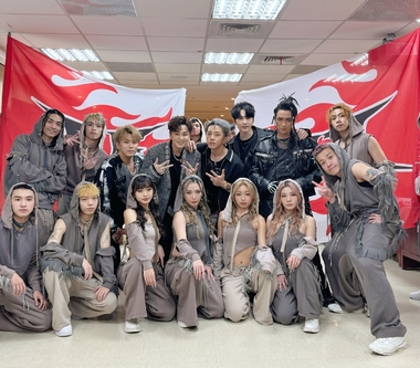 Energy、丁噹、蘇慧倫、GX鼓鼓呂思緯、蕭秉治、白安陪伴跨年迎接嶄新2025年