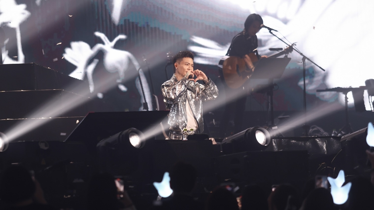 蕭秉治相隔10年攻下北高雙蛋 《活著 Alive》演唱會8/23前進高雄巨蛋