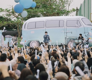 陪五位歐巴《Just Love It！一路向東》相信藝人兵分兩路 玉里、東大門接力開唱